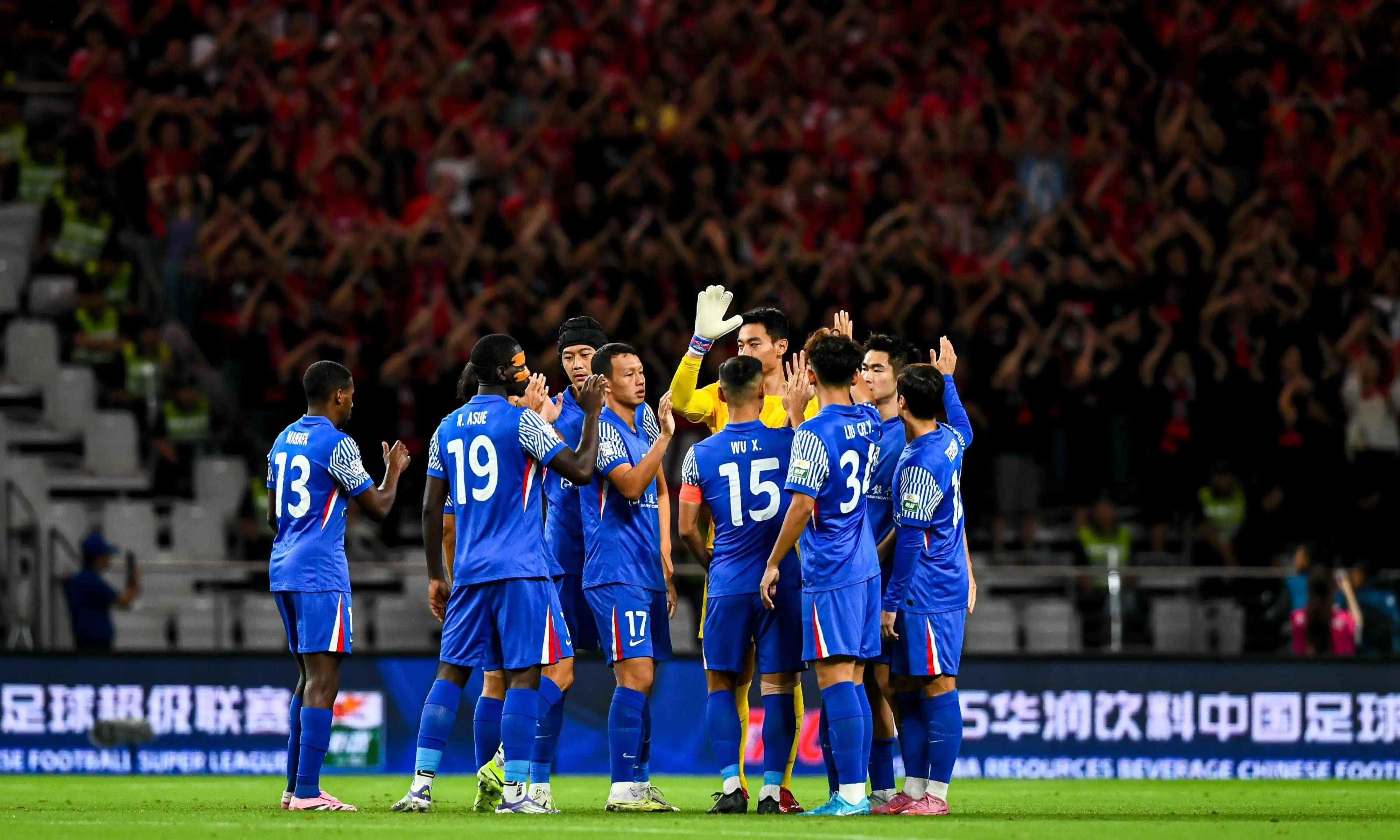 上海申花训练开放日；今晨刷新队史纪录引欢呼；欧联在即；训练强度明显提升的简单介绍