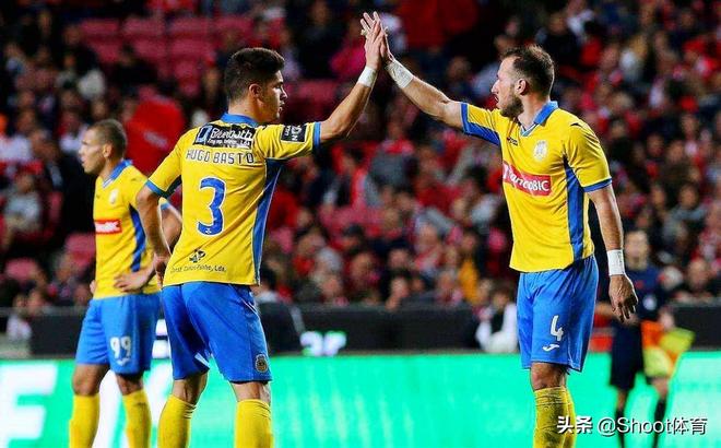 冲刺阶段广东宏远刷新队史纪录：葡超节点到来，引发热议，控场能力受关注的简单介绍